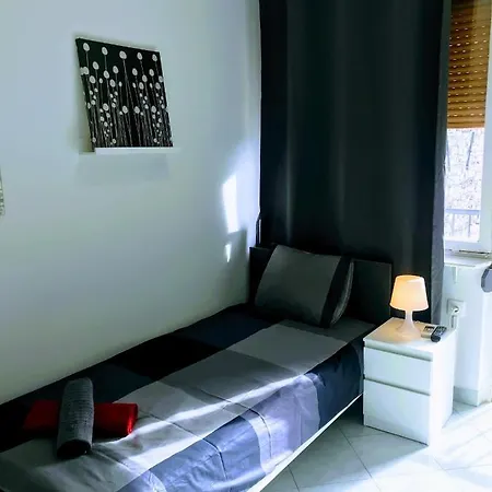 Aparthotel Center Old Town And 3*