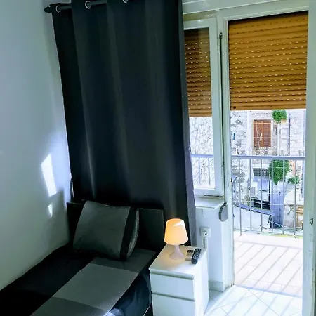 Aparthotel Center Old Town And Pula