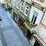 Center Old Town And Πούλα